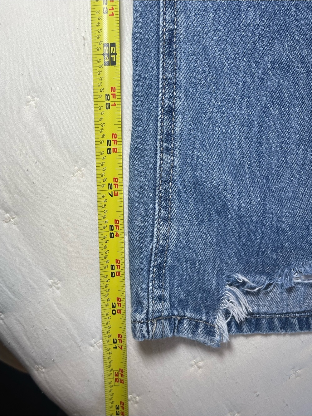 Women's American Original Rewash Wide Leg Jeans
Size 3/26 High Rise Button Fly - Picture 13 of 14
